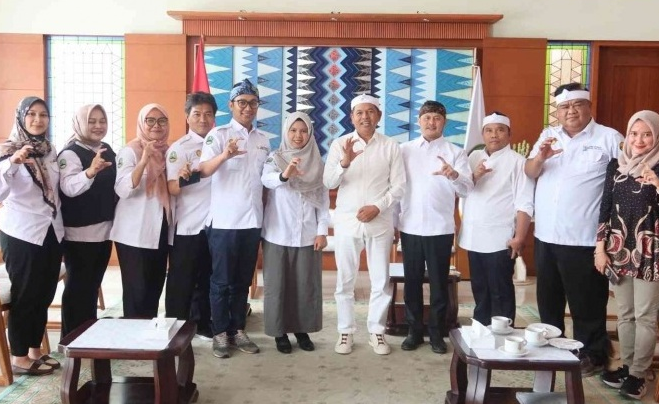 KI Jabar Dorong Calon Kepala Daerah Jadikan Keterbukaan Informasi sebagai Komitmen Utama
